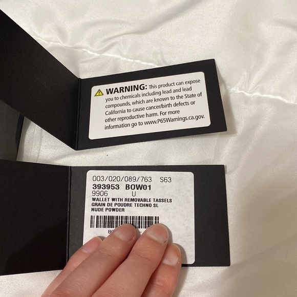 ❌Sold❌Saint Laurent Cassandre Matelasse Envelope LeatherWalletonChain NudePowder - Picture 15 of 16